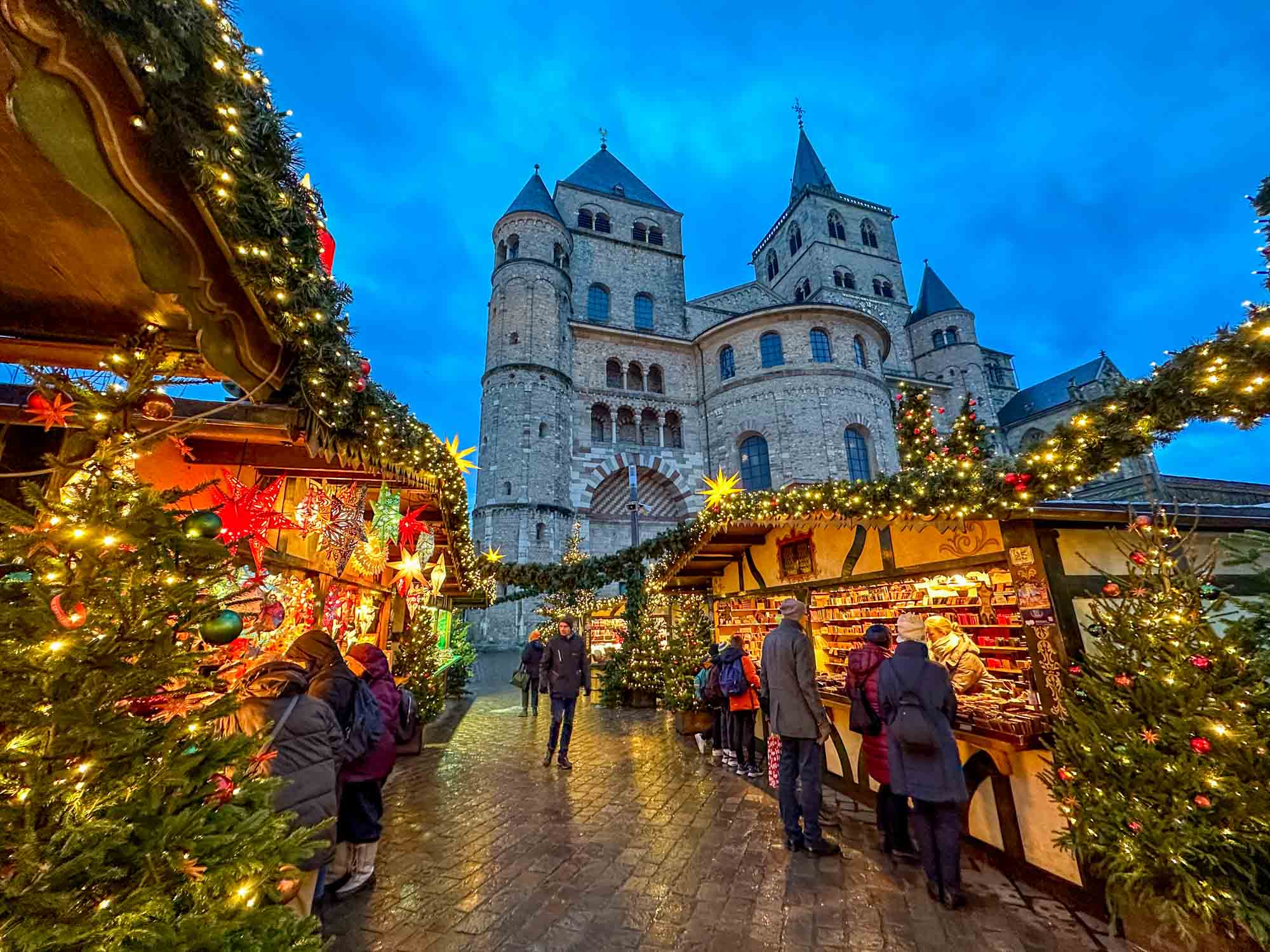 A Good 7-Day Christmas Market Itinerary (Germany + France)