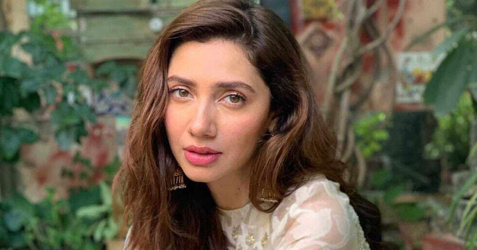 Mahira Khan ‘cried every day’ after her picture with Ranbir Kapoor was leaked