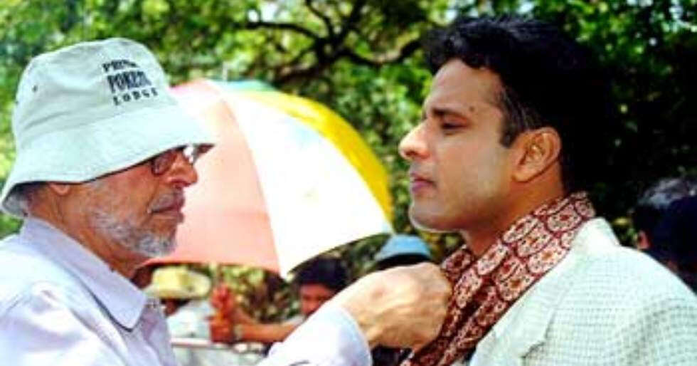 Manoj Bajpayee on Shyam Benegal: He redefined cinema – Unique