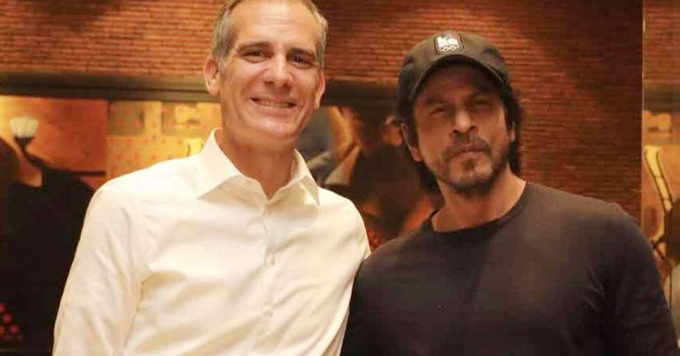 Eric Garcetti is a Shah Rukh Khan fan and right here is proof