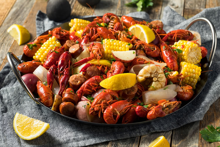 19 Simple Cajun and Creole Recipes to Have fun Mardi Gras