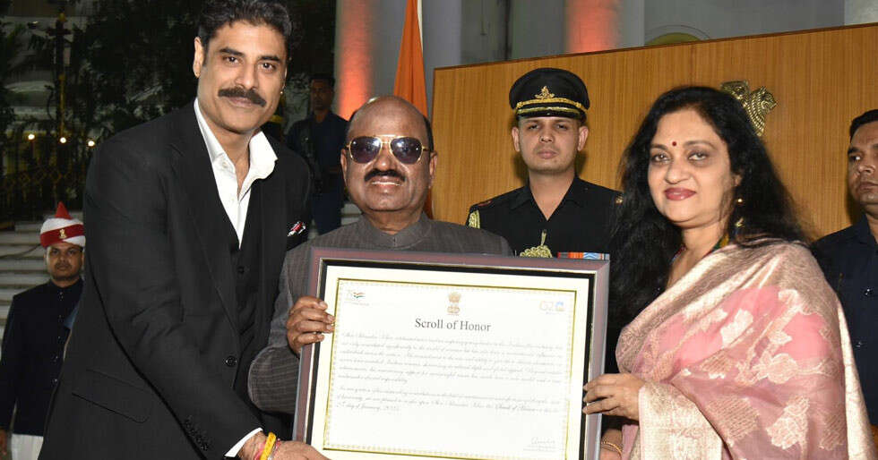 Sikandar Kher receives Governor’s Award of Excellence