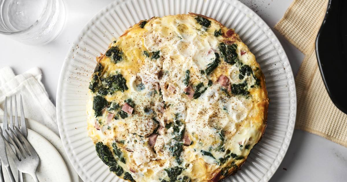 Sluggish Cooker Breakfast Casserole with Ham, Cheese, and Spinach