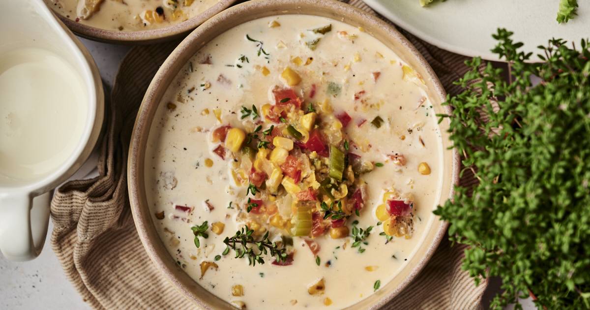 Gradual Cooker Roasted Corn Chowder